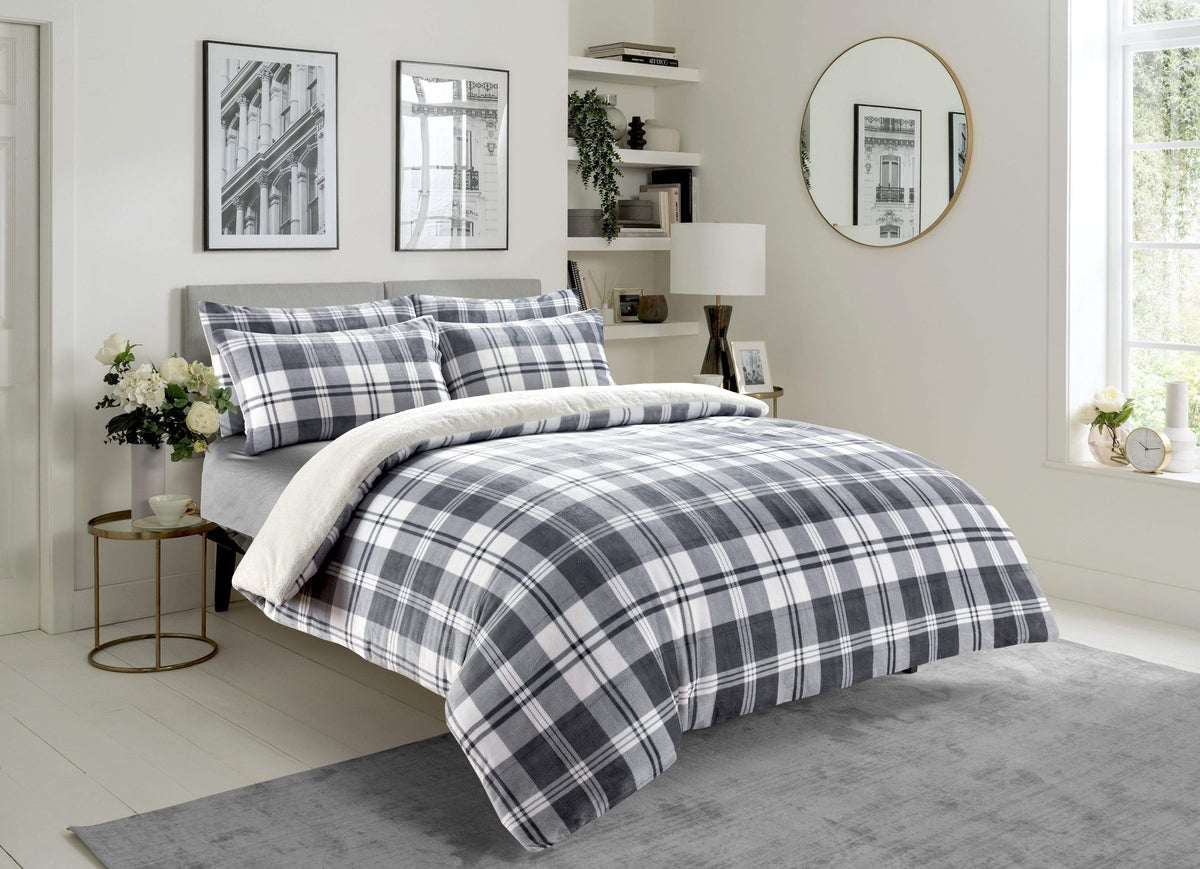 OLIVIA ROCCO Duvet Set Checked Grey Teddy Fleece Reversible Luxurious Plush Faux Fur