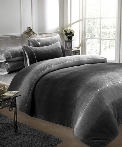 OLIVIA ROCCO Ombre Teddy Fleece Duvet Set With Diamante Detailing Two-Tone Luxury Bedding